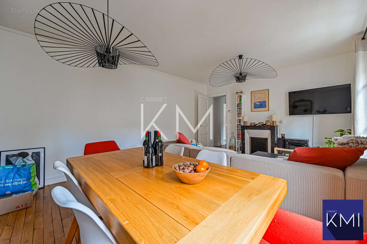 Appartement à PARIS-14E