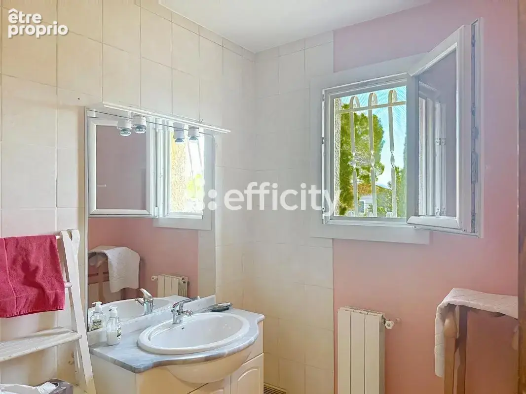 Maison 6 pièces 130 m² à vendre à Arles (13200) - photo 12