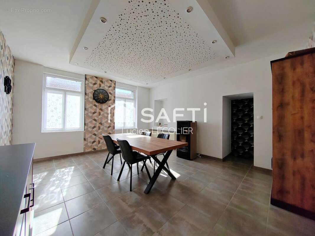 Photo 3 - Maison à VENDEGIES-SUR-ECAILLON