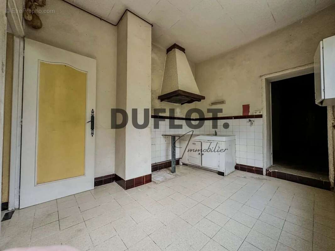 Maison à FRUGES