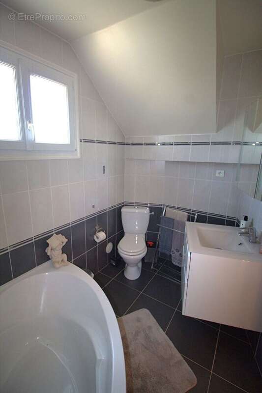 Maison à JUVISY-SUR-ORGE