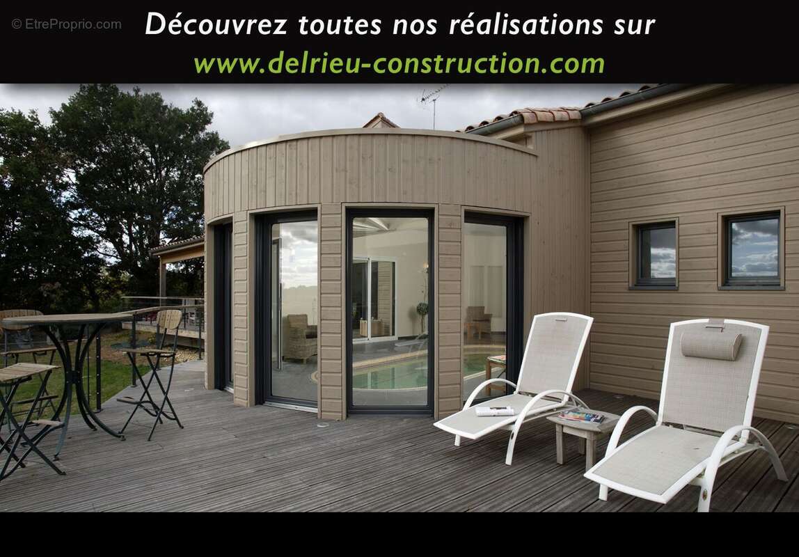 Terrain à SALLES-SUR-MER