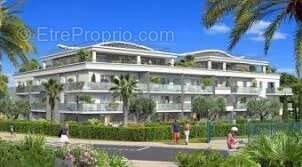 Appartement à VILLENEUVE-LOUBET