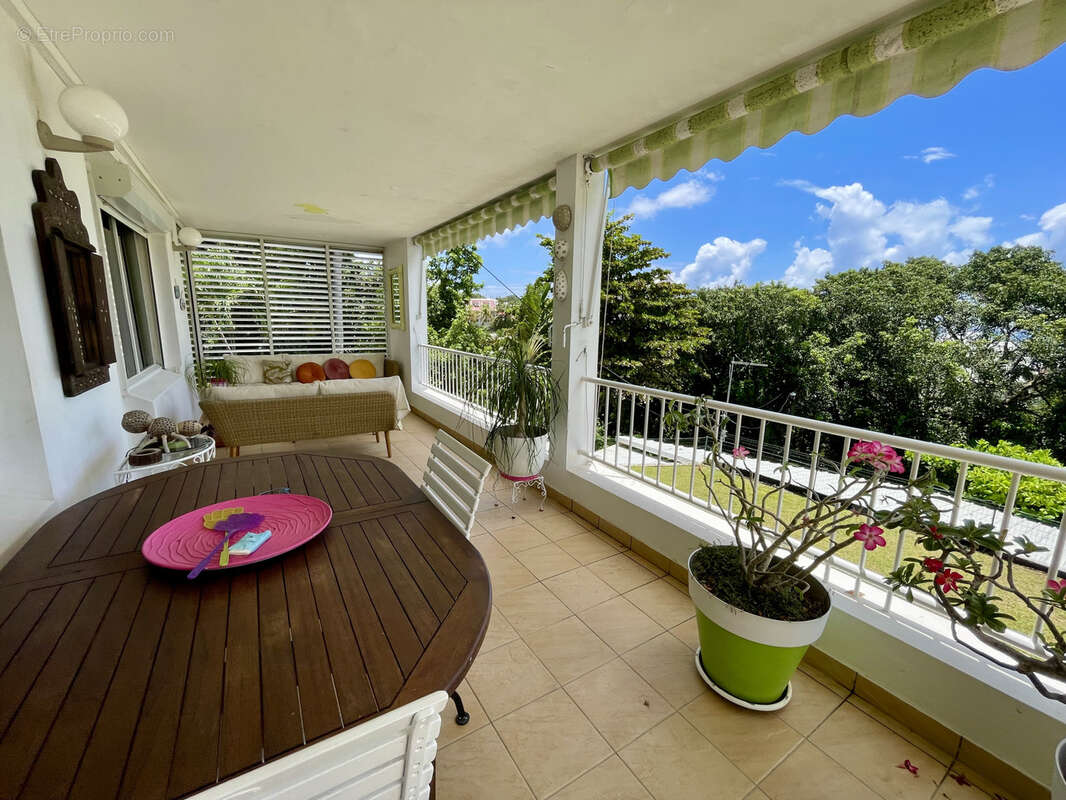 Magnifique propriete t5 + appartement t2 avec piscine vue mer centre du gosier - photo 10