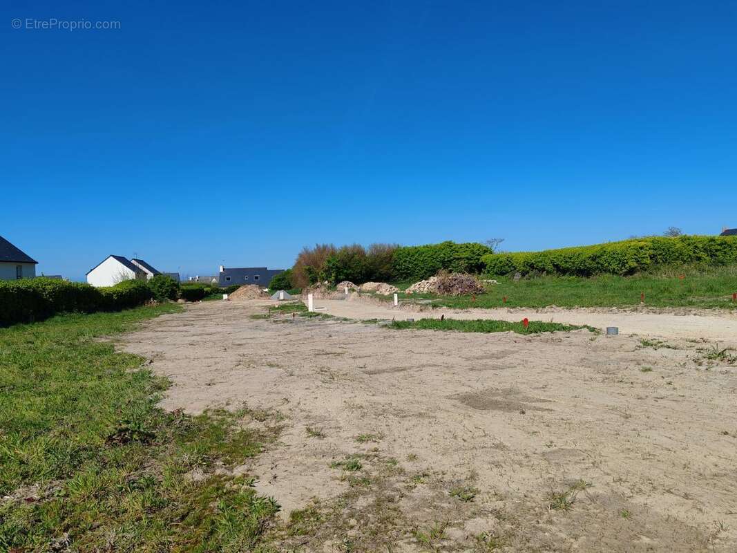Terrain à ROSCOFF