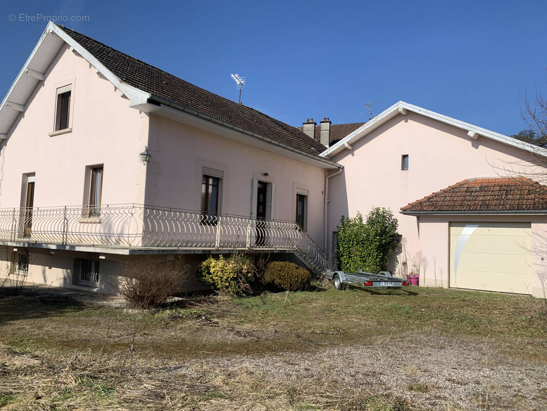 Maison à LUXEUIL-LES-BAINS