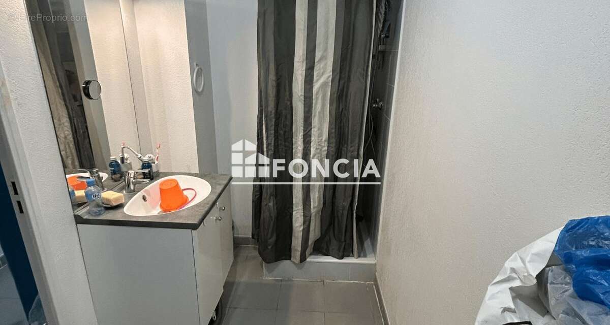 Appartement à MARSEILLE-2E