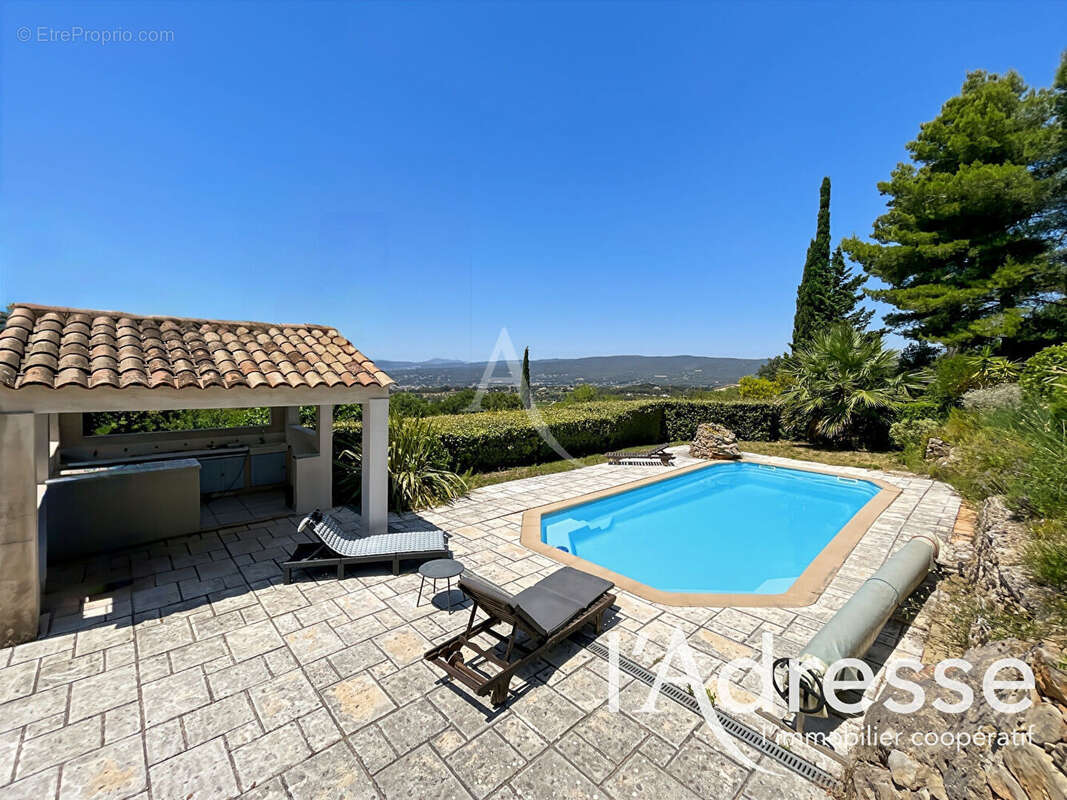 Maison La Cadière D'Azur - 6 pièces - 210 m2 - photo 15