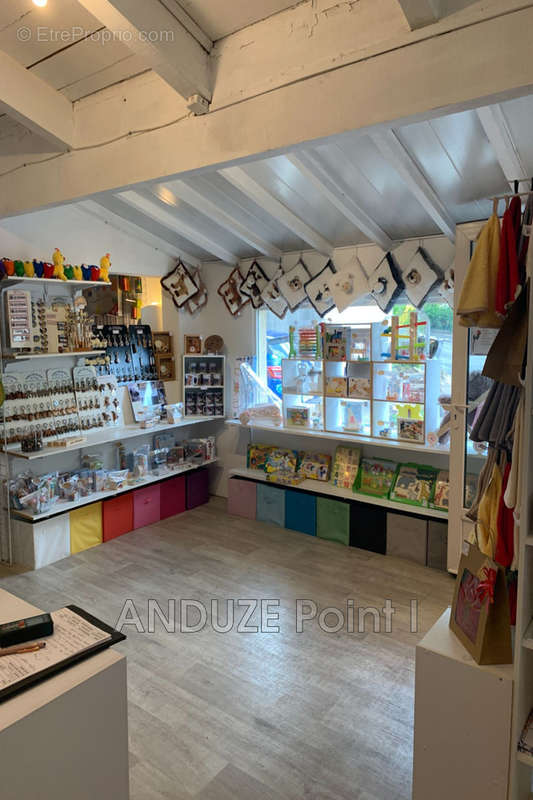 Commerce à SAINT-JEAN-DU-GARD