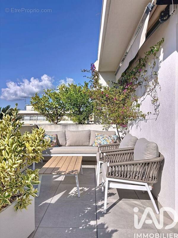 Photo 1 - Appartement à SAINT-LAURENT-DU-VAR