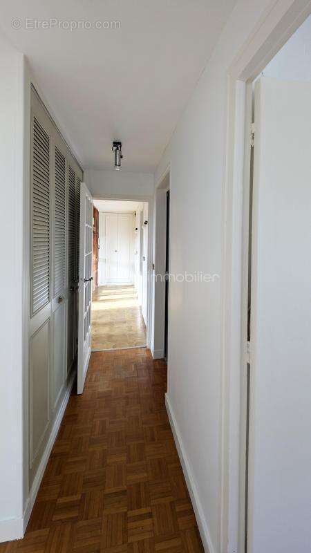 Appartement à DAMMARIE-LES-LYS