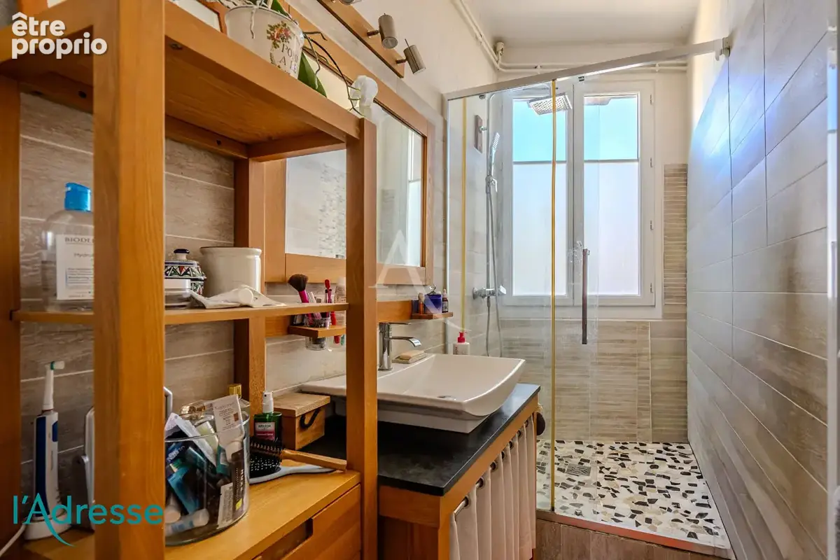 BORDEAUX CHARTRONS- Appartement lumineux 4 pièce(s) 85.14 m2 - photo 9