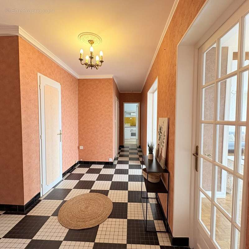 Appartement 77 m² à Chalon-Sur-Saone  - photo 5