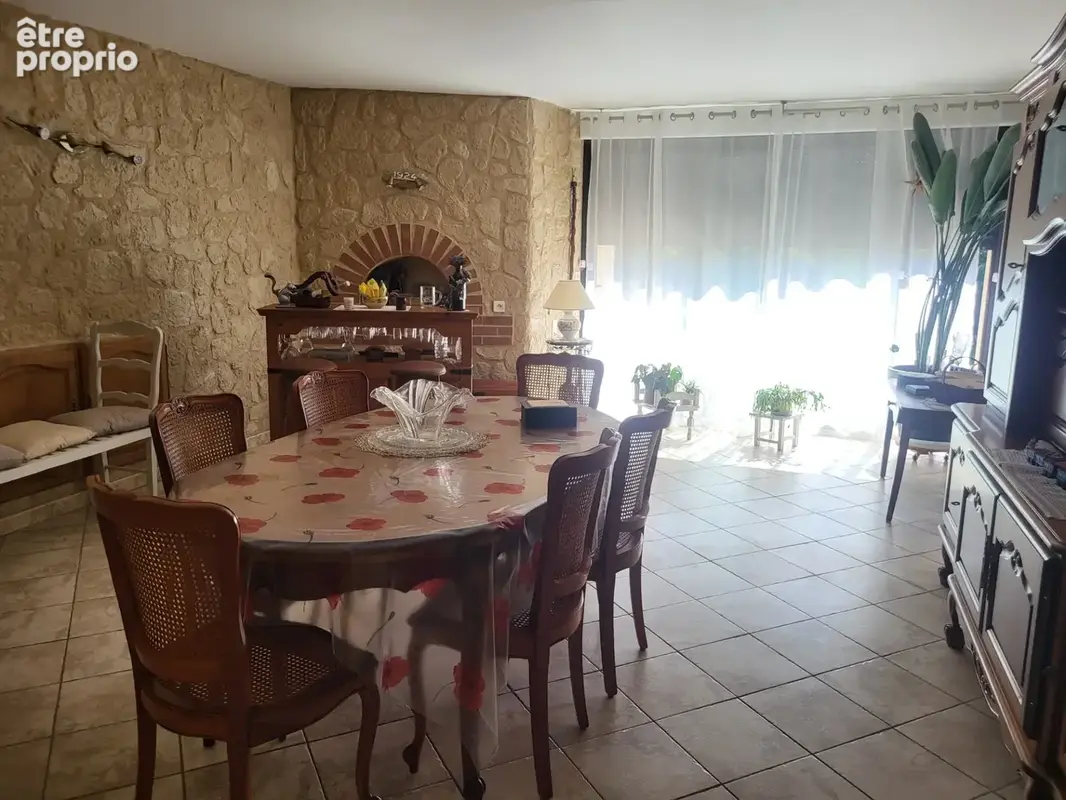 Maison à vendre 7 pièces LOUIN (79) Terrain 3064 m² - photo 4