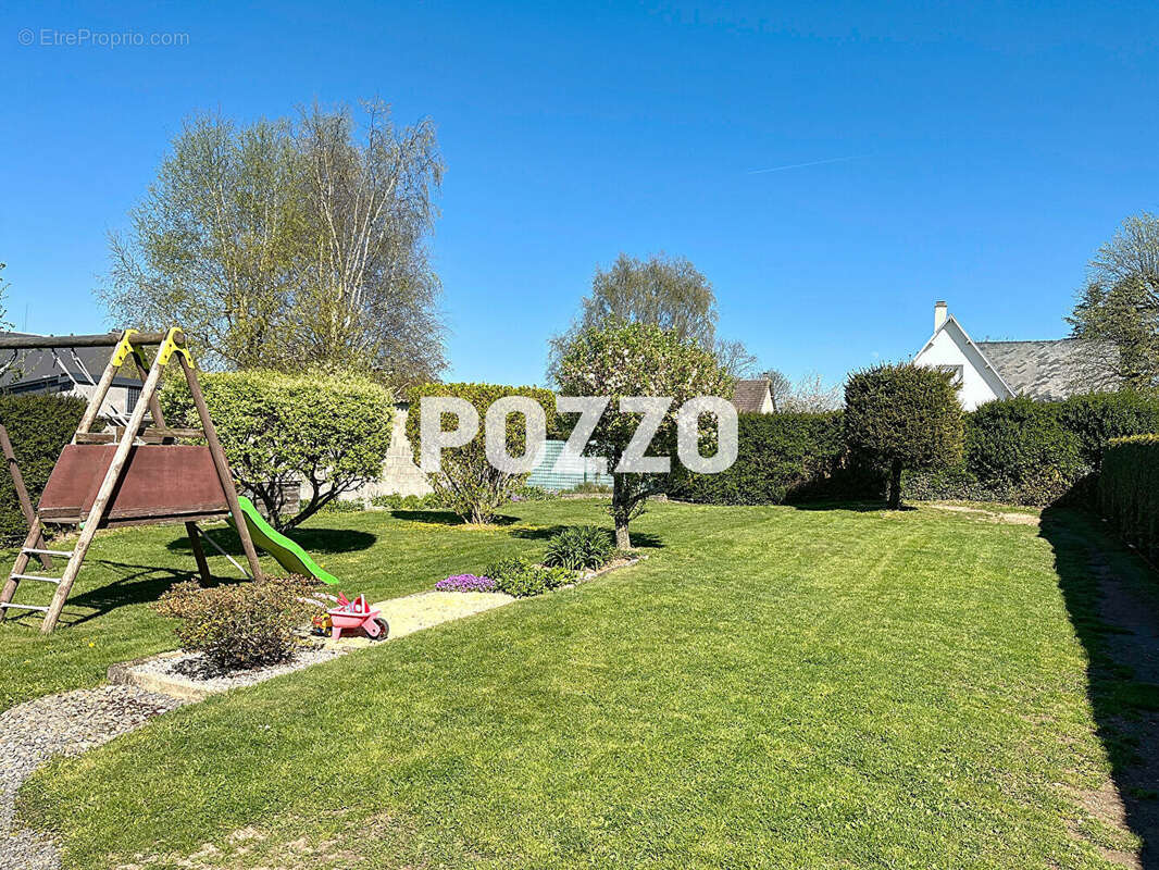 Maison à SAINT-SAMSON-DE-BONFOSSE