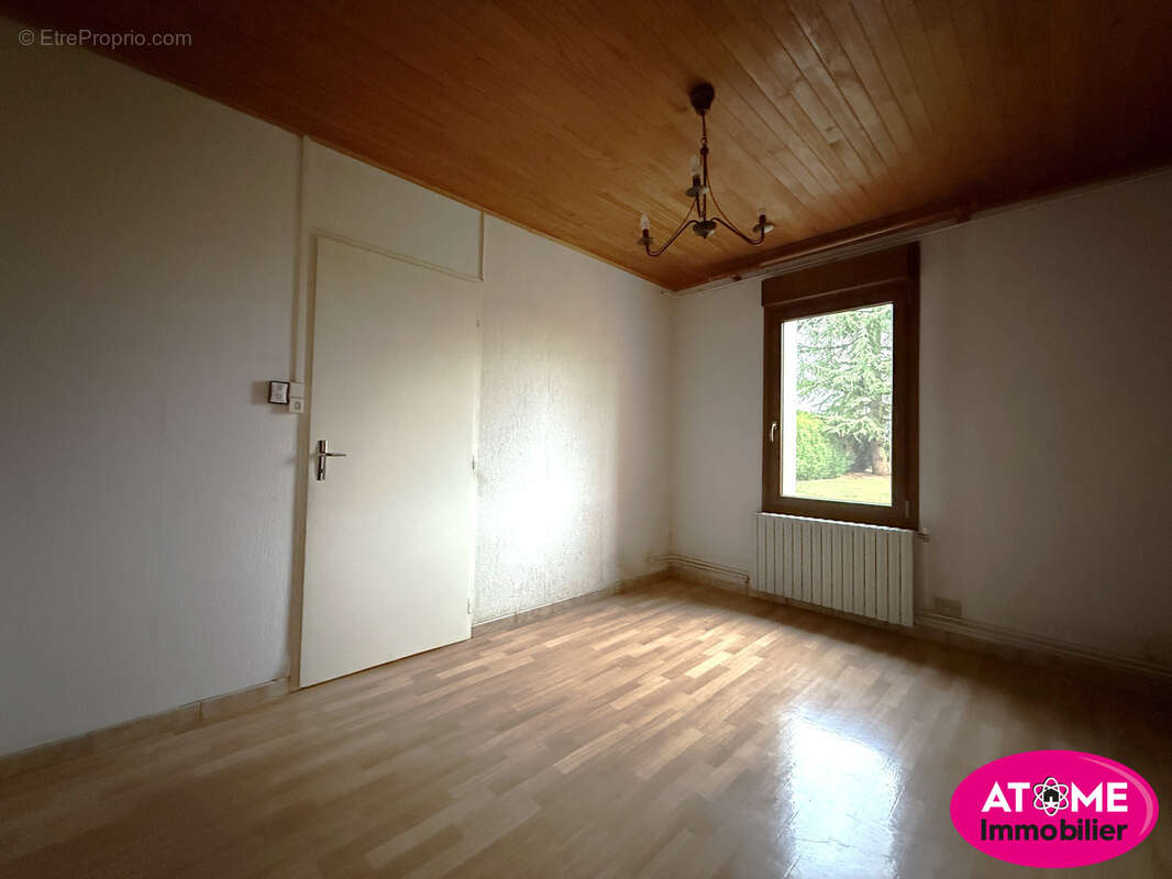 Appartement à AUBOUE