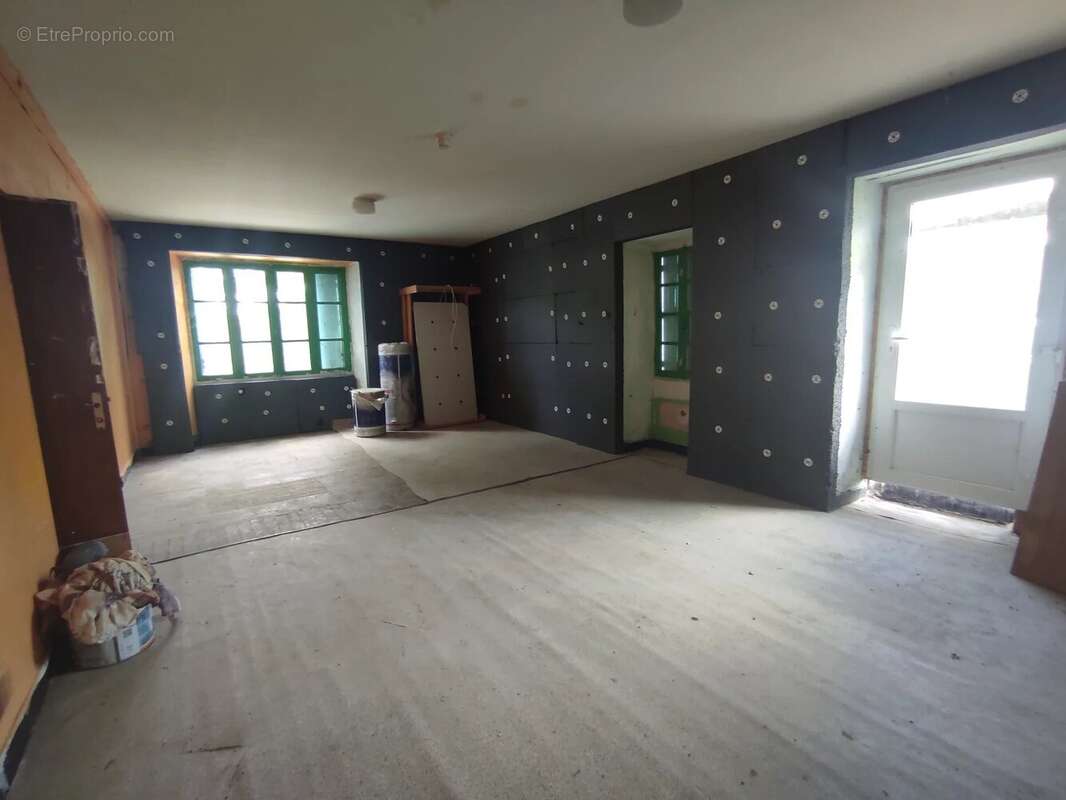 Duplex à rénover entièrement - photo 8