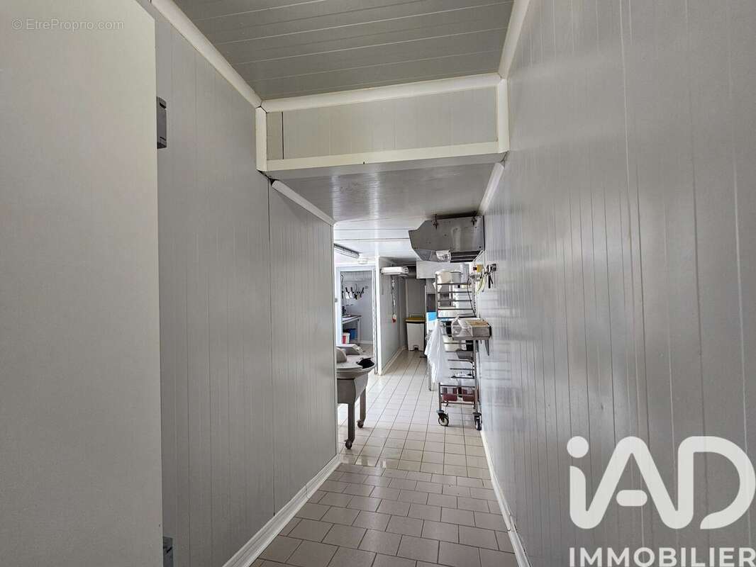 Photo 8 - Commerce à CLAIRVAUX-LES-LACS