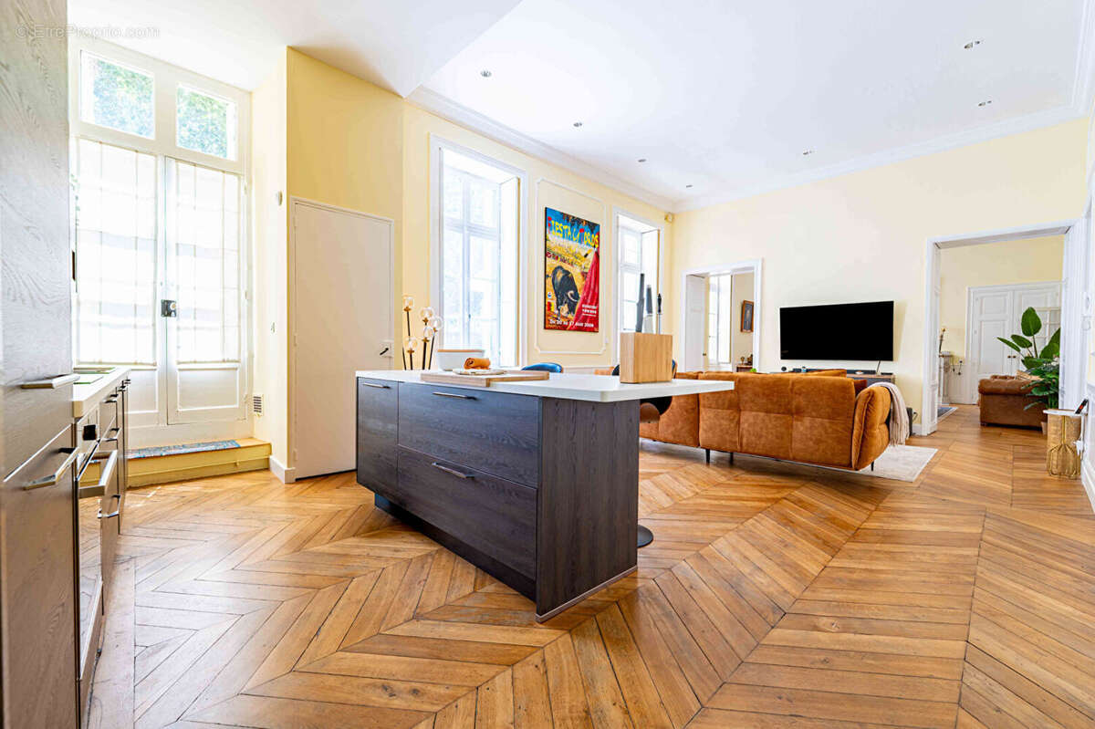 Appartement à CARCASSONNE