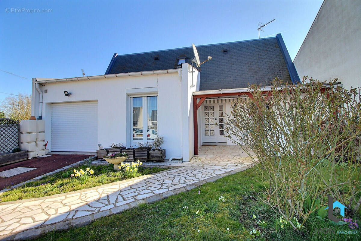 Maison à NOGENT-LE-ROI