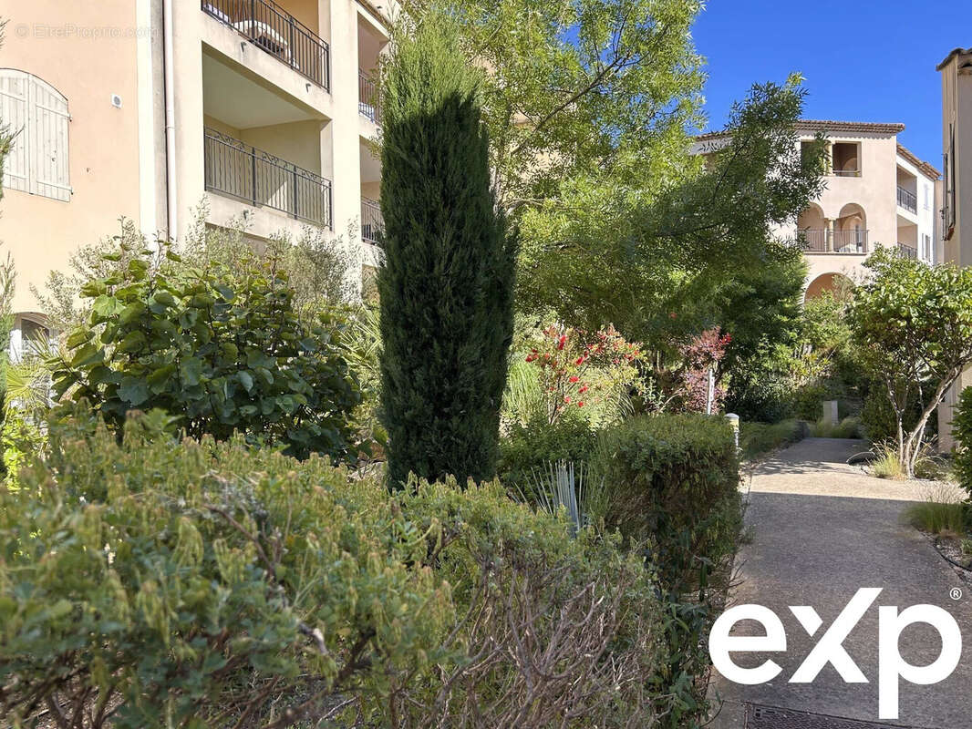 Appartement à MALLEMORT