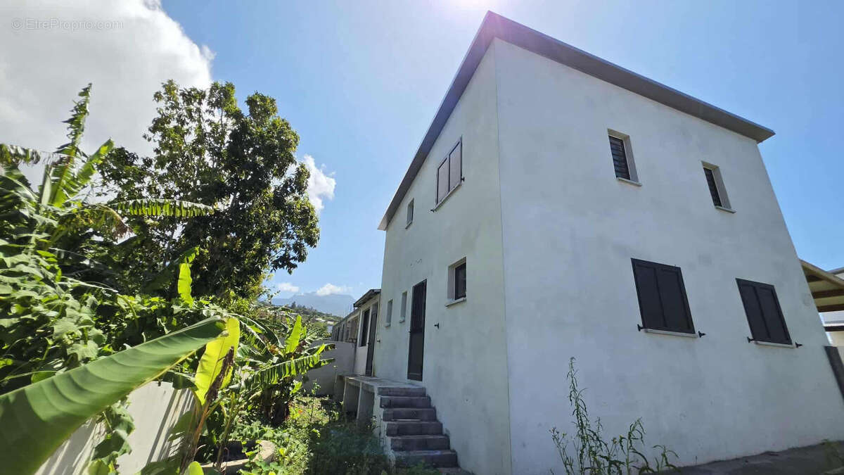 Maison à SAINT-JOSEPH