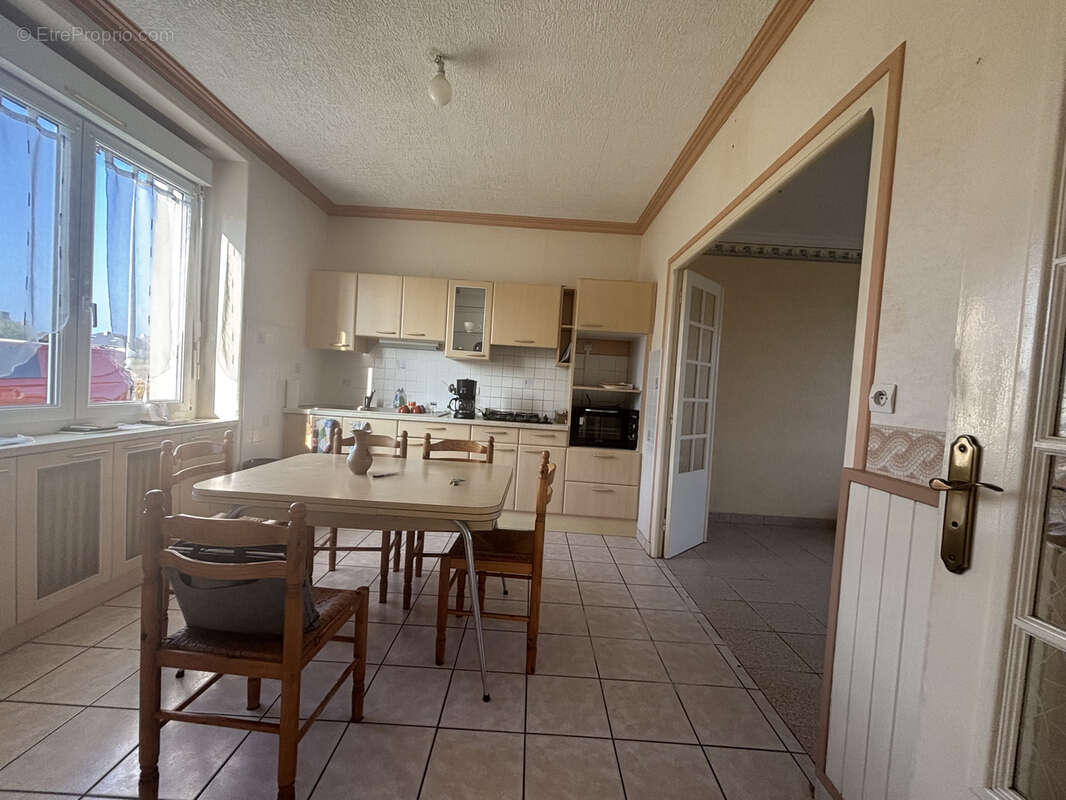 Maison à PLOUGUERNEAU