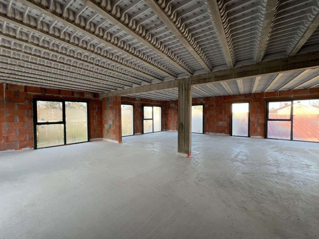 Commerce à BEAUNE