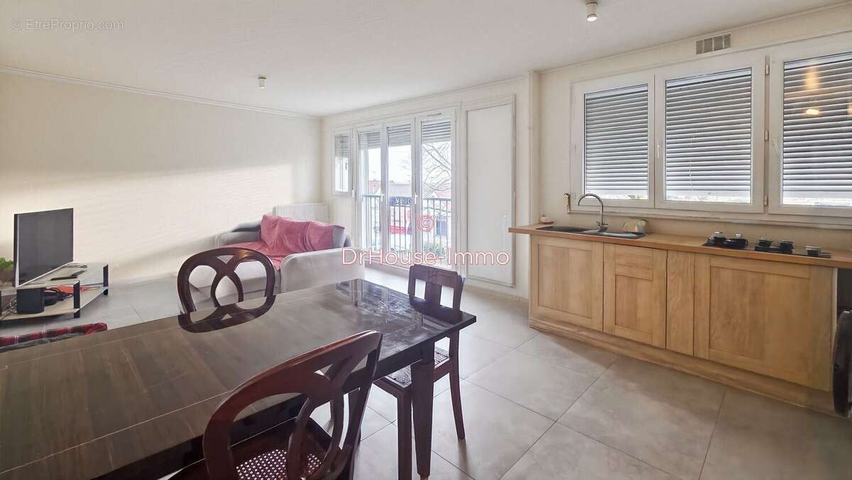 Appartement à VILLIERS-SUR-ORGE