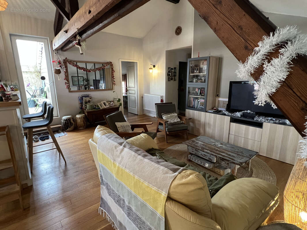 Appartement à SAINT-ETIENNE