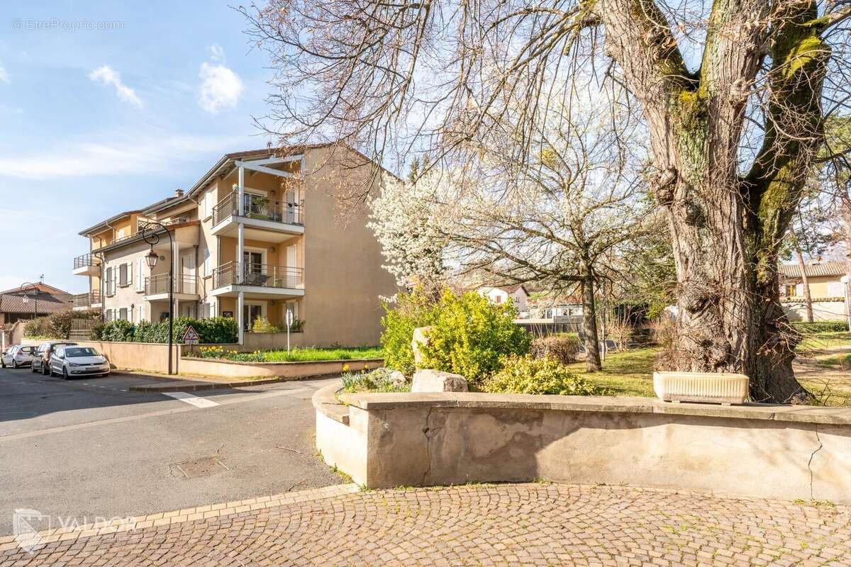 Appartement à CHARENTAY