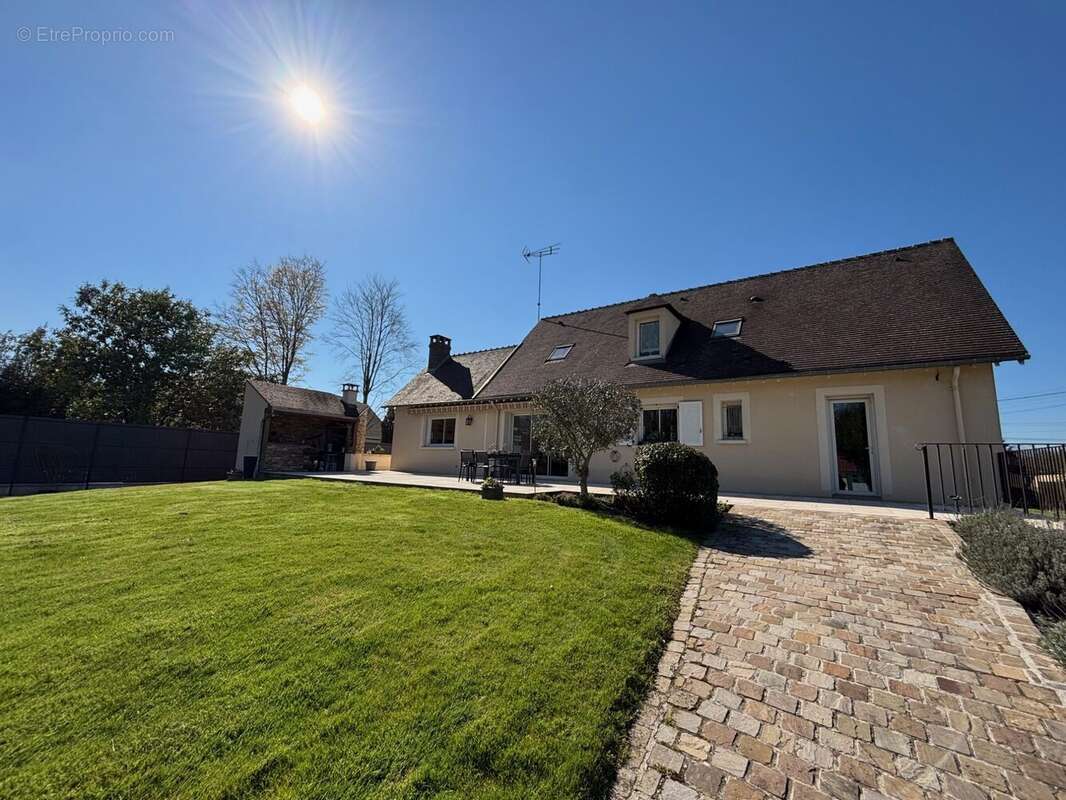 Maison à MILLY-LA-FORET