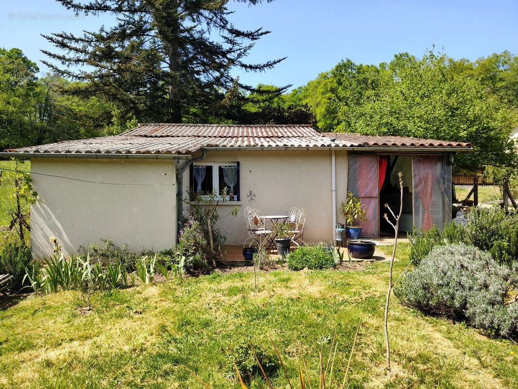 Maison à ROUSSINES