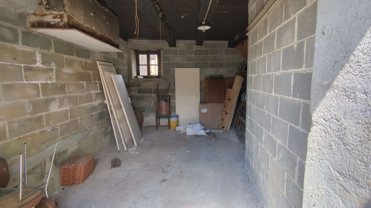 Maison à SAINT-YRIEIX-SOUS-AIXE