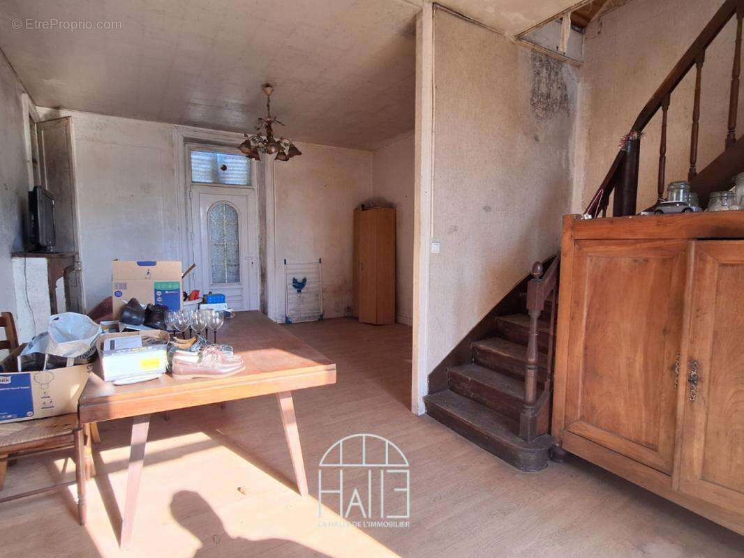 Maison à ORADOUR-SUR-GLANE