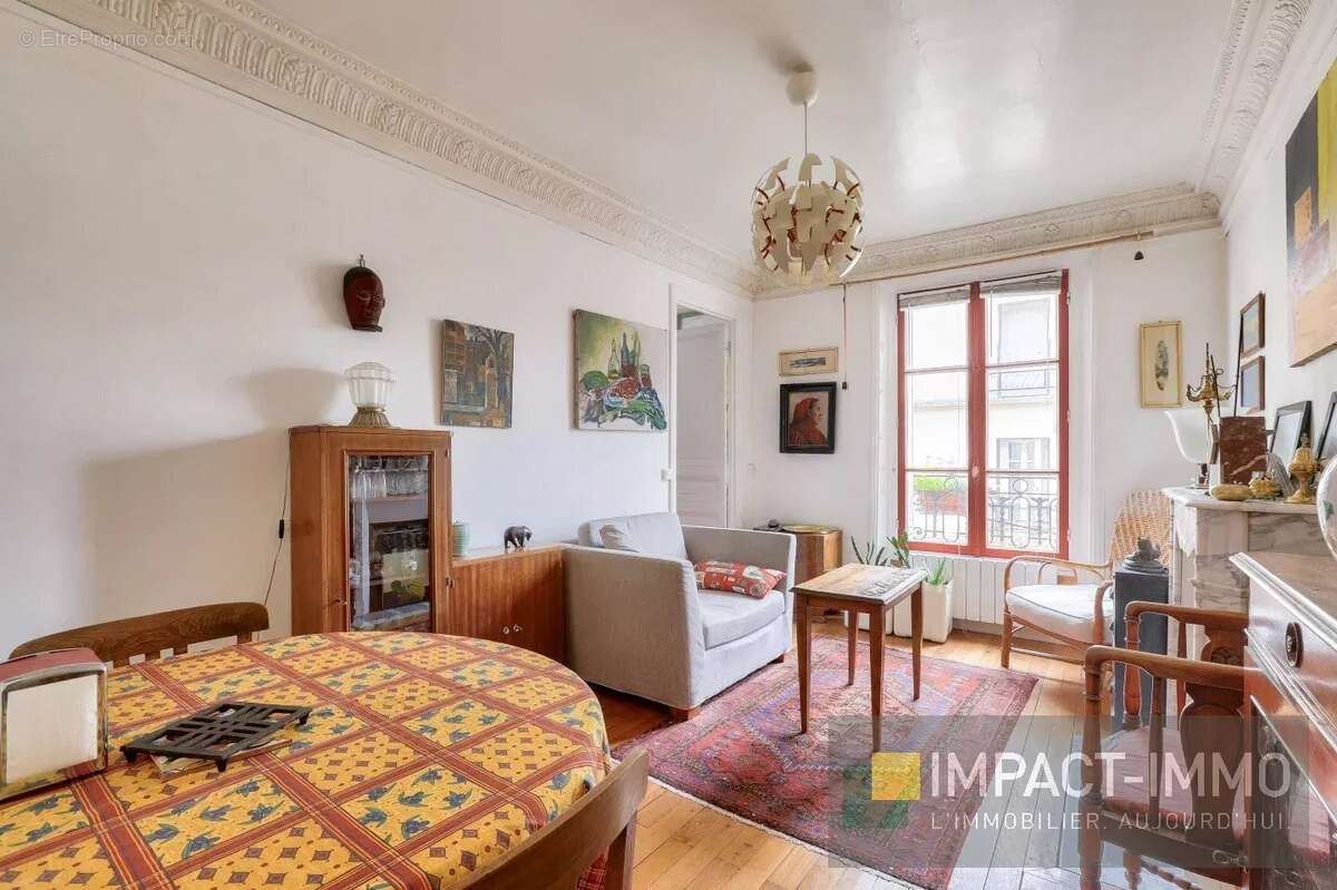 Appartement à PARIS-18E