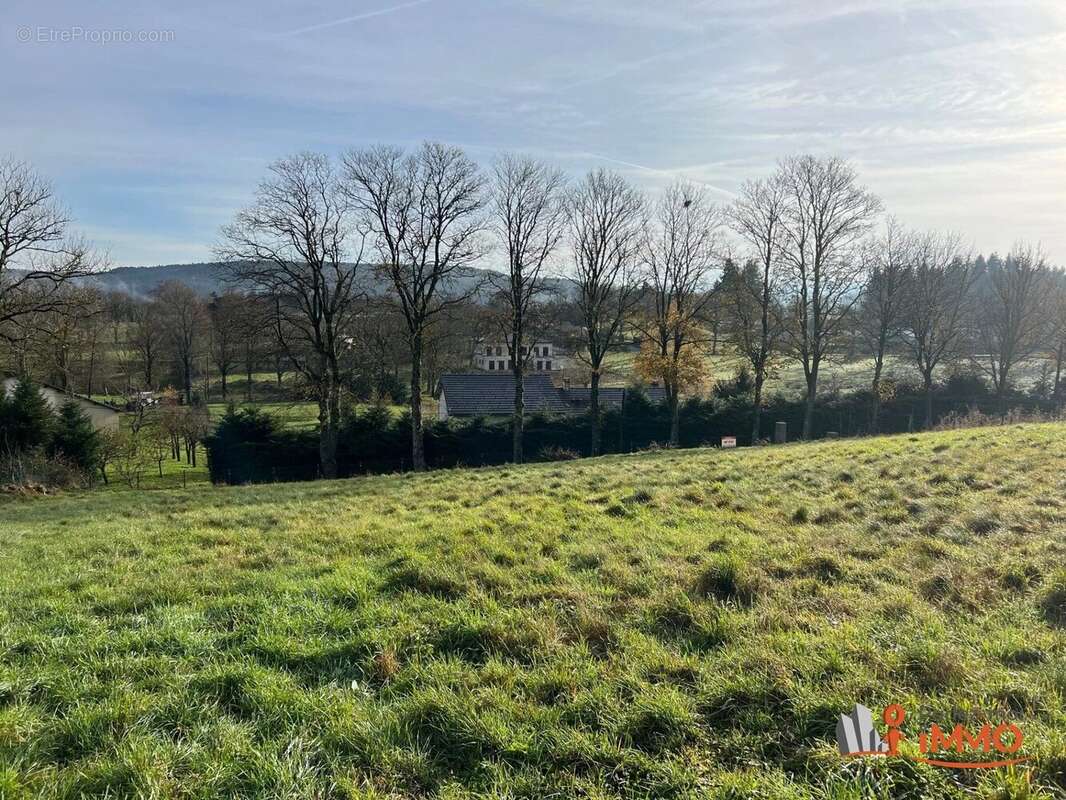Terrain à TENCE