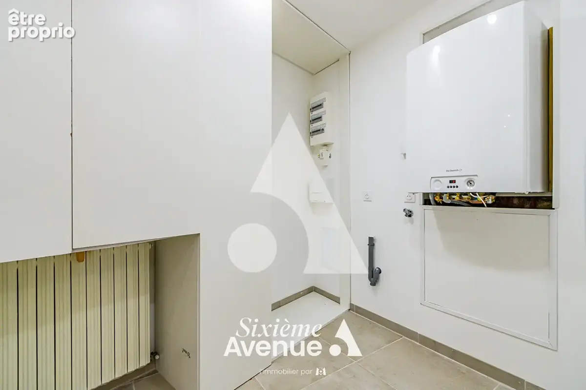 Maison rénovée - Cour - Lumineux - Etat général soigné - photo 8