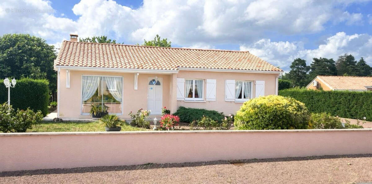 Maison à MARSAS