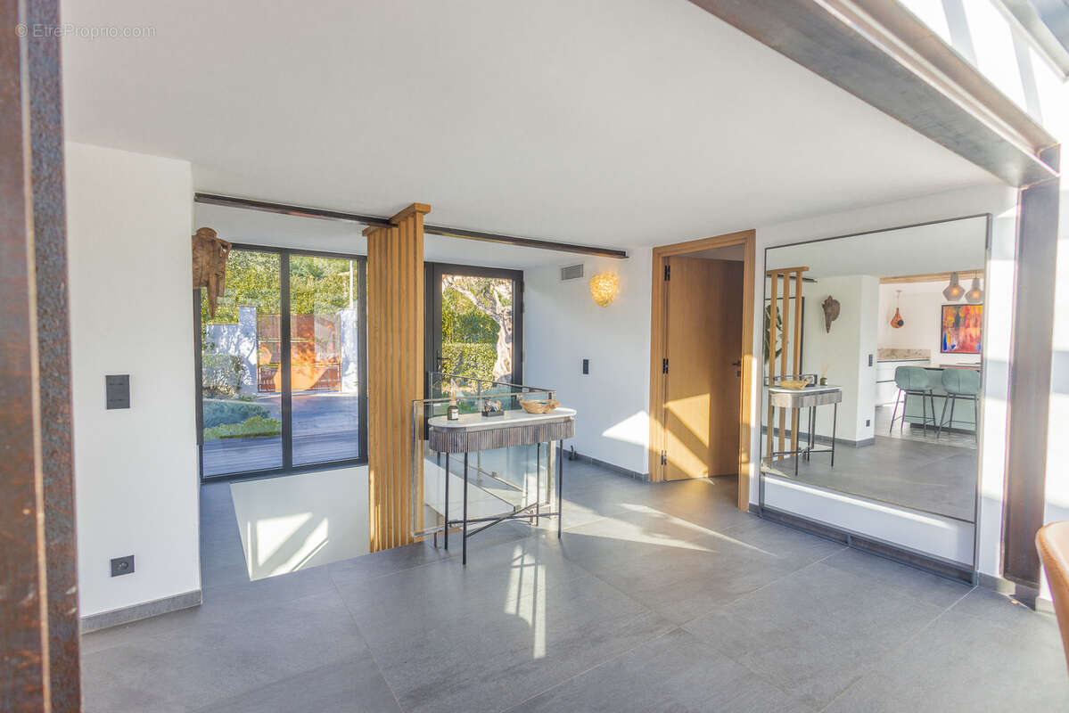 Maison à LA CROIX-VALMER