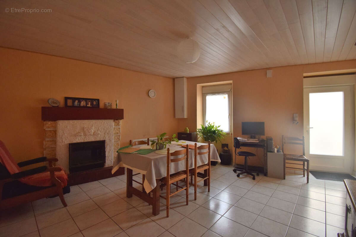 Maison à SAINT-PHILBERT-DE-BOUAINE