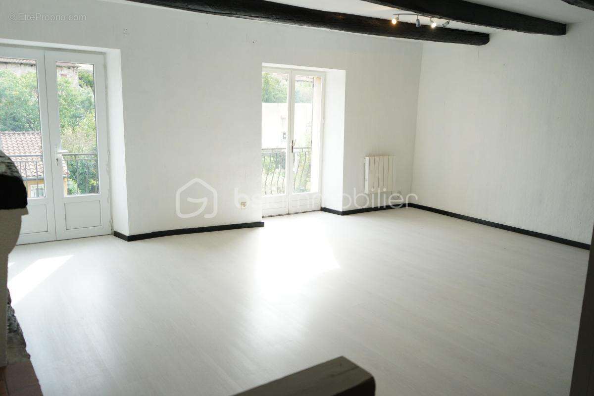 Appartement à SAINT-PONS-DE-THOMIERES