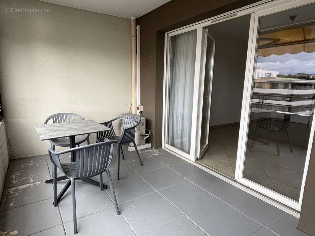Appartement à FREJUS