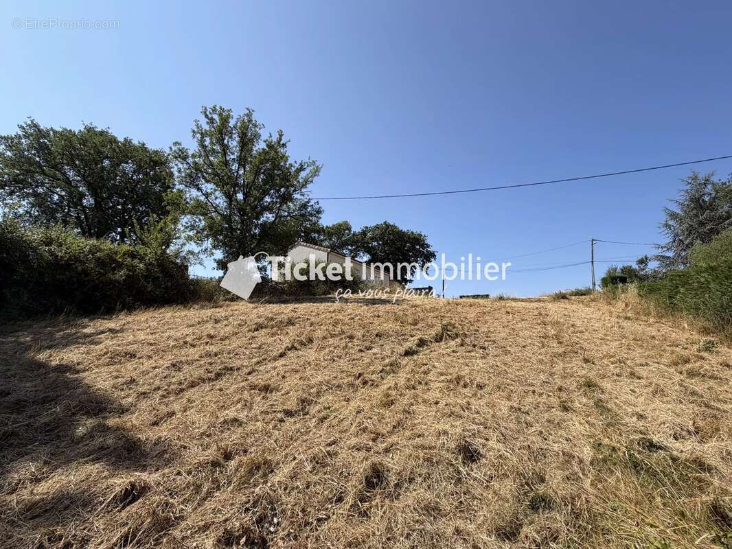 Terrain constructible 900m2 daux non viabilise libre de constructeur - photo 6