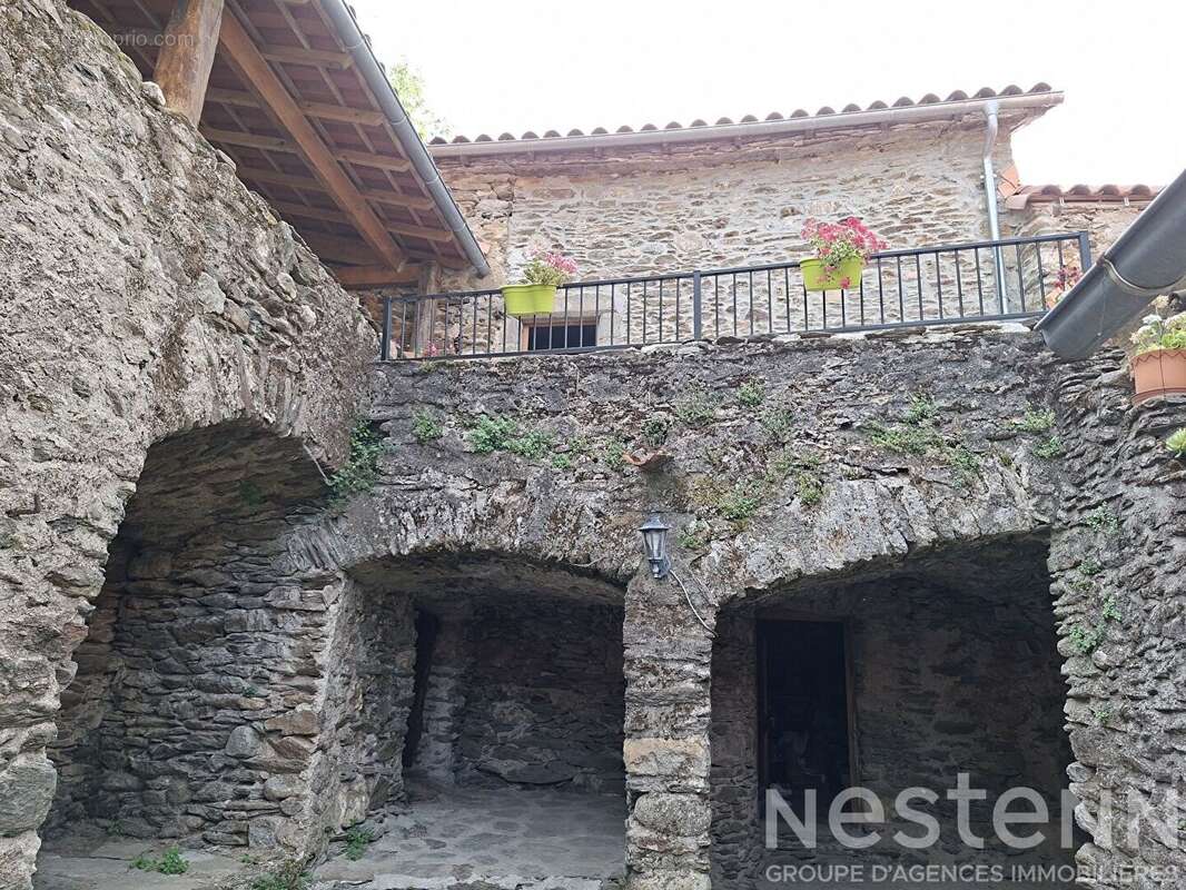 Maison en pierre rénovée de 124 m2 avec 7 678 m² de terrain - Havre de paix en Cévennes - photo 19