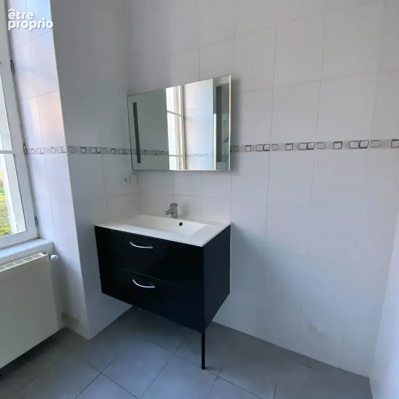 AUXY - Maison de village de 141 m² hab. (3 chambres) avec dépendance et garage. - photo 5