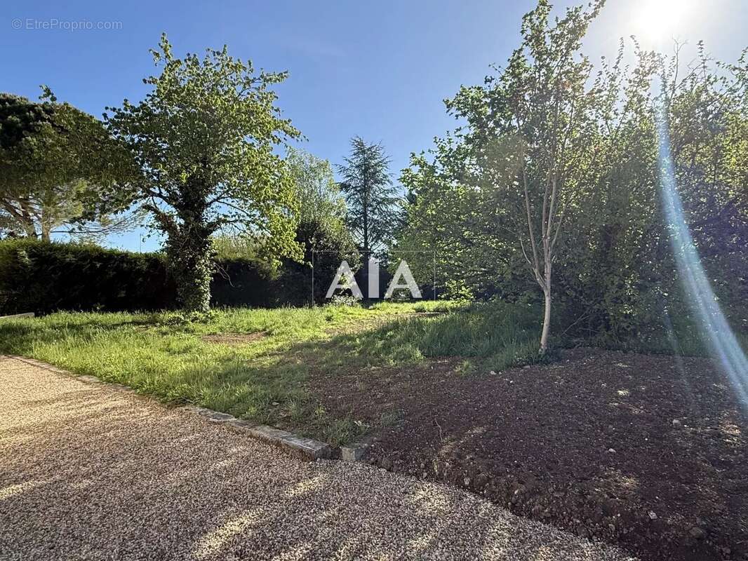 Maison à CHAMPNIERS