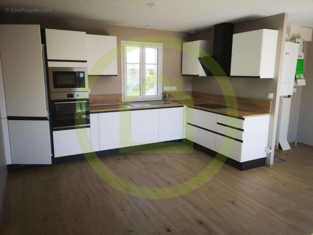 Maison à SAINT-DENIS-EN-VAL