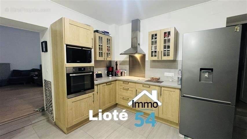 Appartement à VIRECOURT