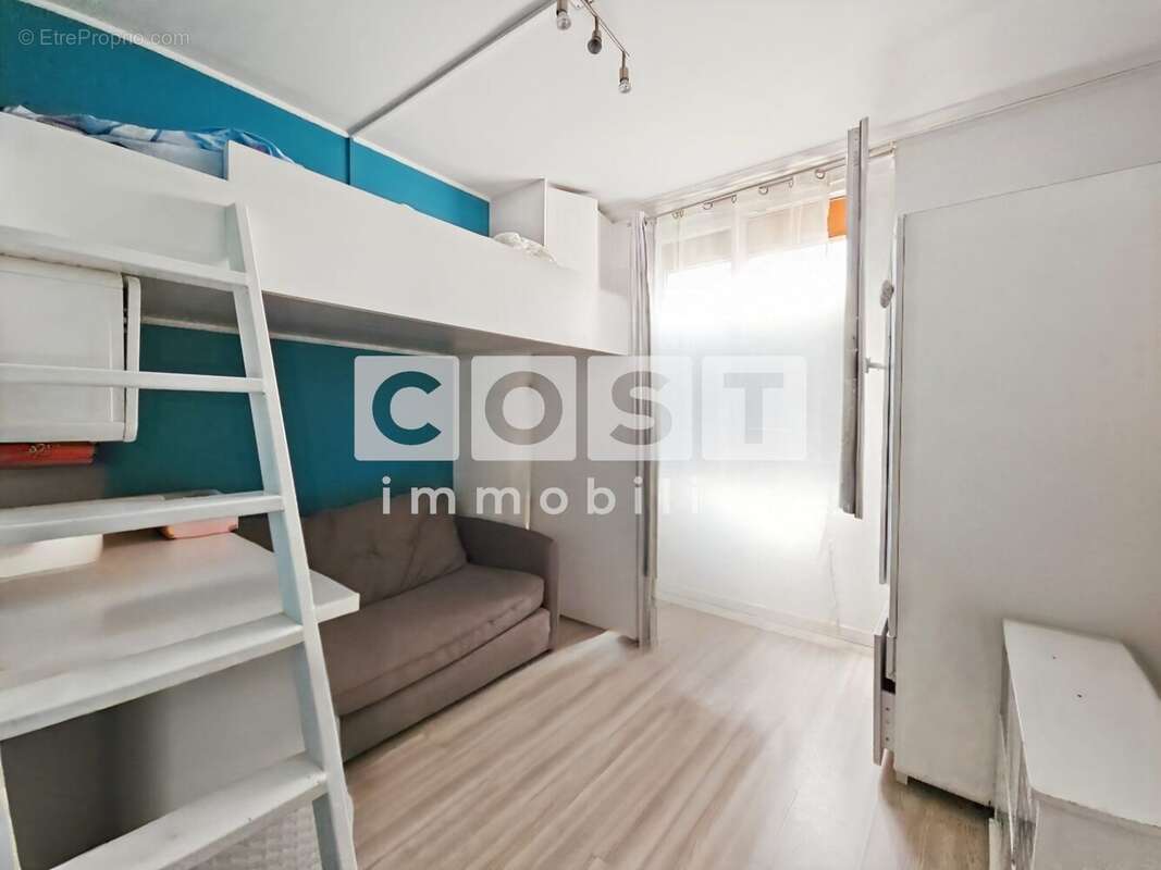 Appartement à COLOMBES